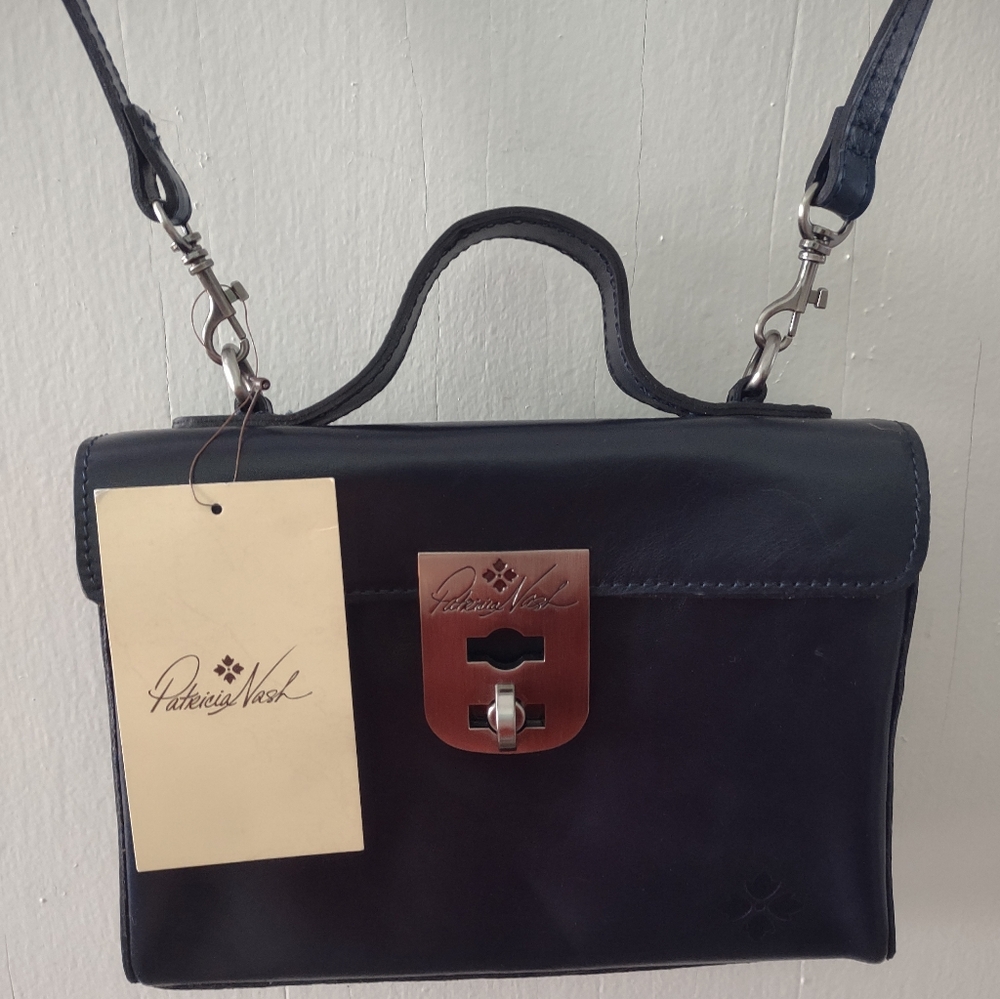 NWT Patricia Nash